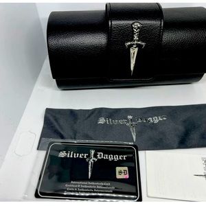 Silver Dagger Nikki Wrap Sport Sunglasses Peace Sign. One Siz…Japan.. Mint